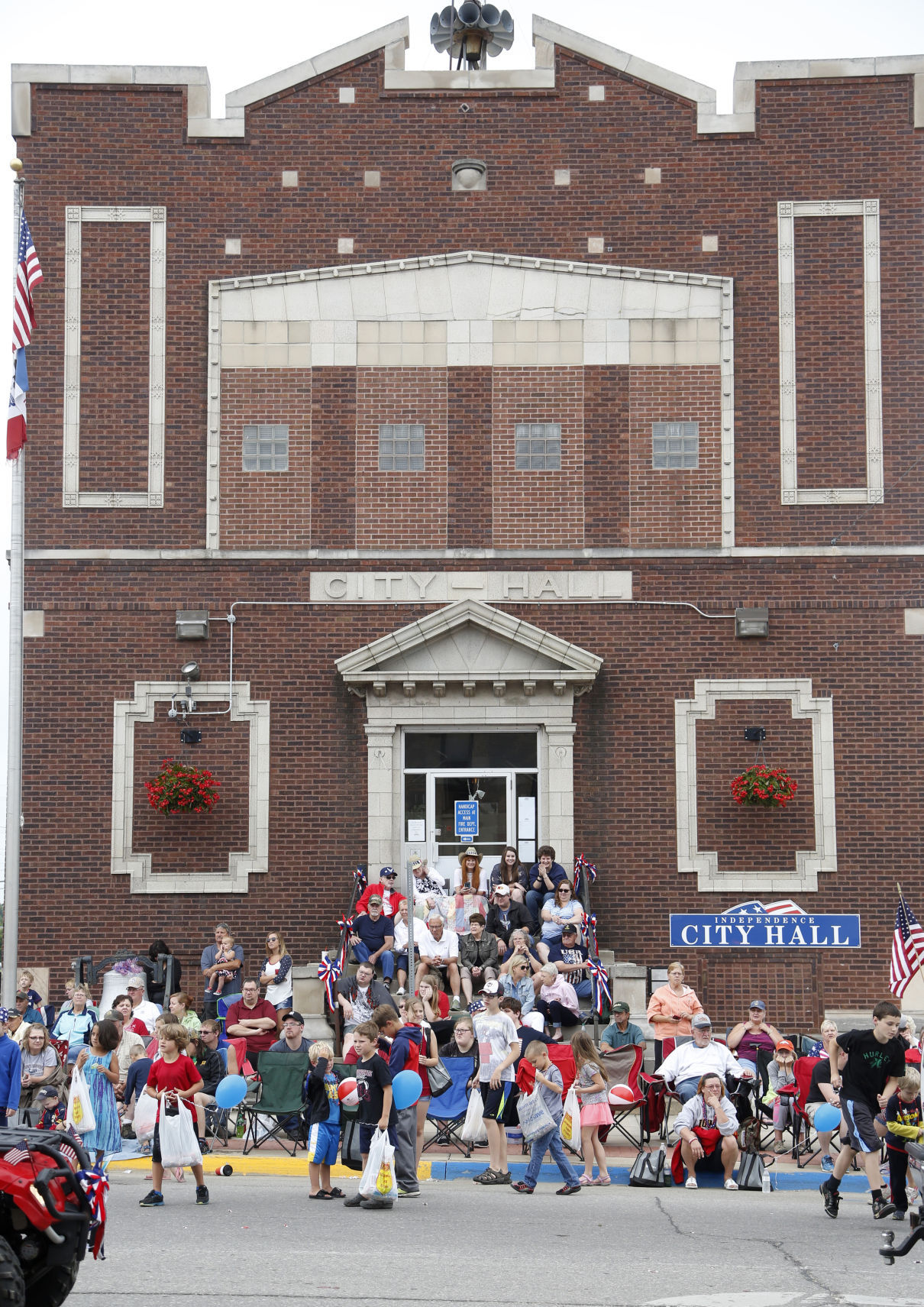 070416mp-Independence-Day-Parade-11